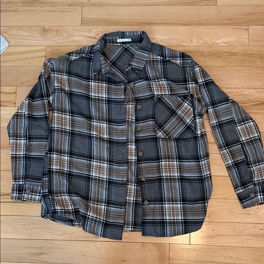 Women’s Plaid Button-Up Shirt - Gray & Brown